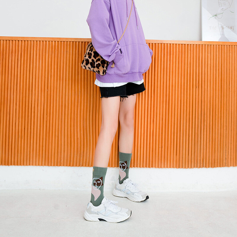 Instime 2020ฤดูใบไม้ร่วงใหม่ลูกเรือถุงเท้าผู้หญิงผ้าฝ้าย Cool สีตัดกัน Graffiti ตัวอักษร Streetwear ขนาด36-40