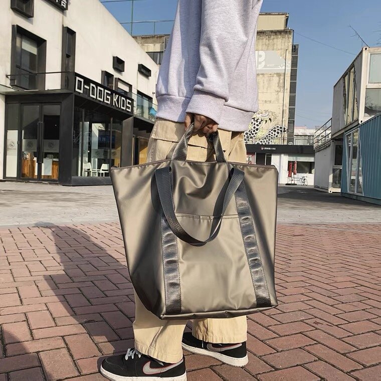 Wodoodporne damskie torby płócienne lekkie kobiece proste torebki na co dzień torba o dużej pojemności fitness wodoodporna torba na zakupy