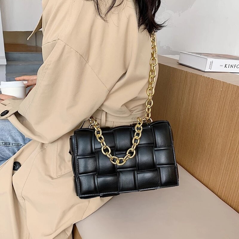 Luxury Women's Shoulder Bags Weave Leather Flap Bag For Women 2021 New Brand Designer Handbags Thick Chain Crossbody Bags Female