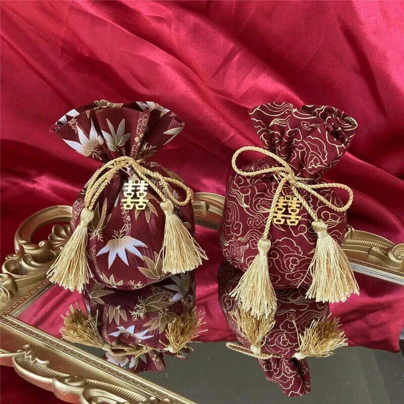 Borlas chinesas cordão requintado floral dinheiro bolso de alta qualidade brocado doces de casamento sorte moeda bolsa saco de presente de noivado