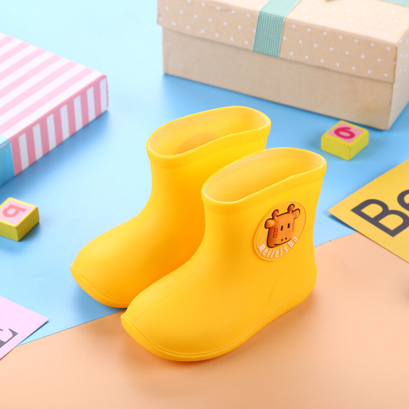 Botas de lluvia para niñas, zapatos clásicos de goma de Pvc, con dibujos animados, impermeables, para invierno