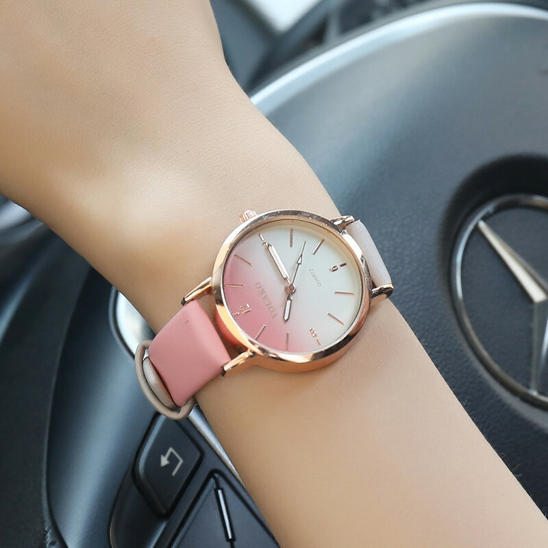 女性のカジュアルクォーツレザーバンド新アナログ腕時計グラデーションデザインのヴィンテージレディースドレス時計腕時計