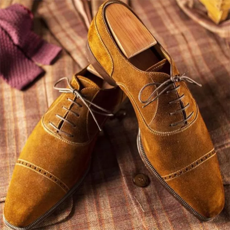 Men's Yellow-brown Suede Pointed Toe Low-heeled Lace-up Classic Fashion Trend All-match Business Casual Brogue Shoes YX036
