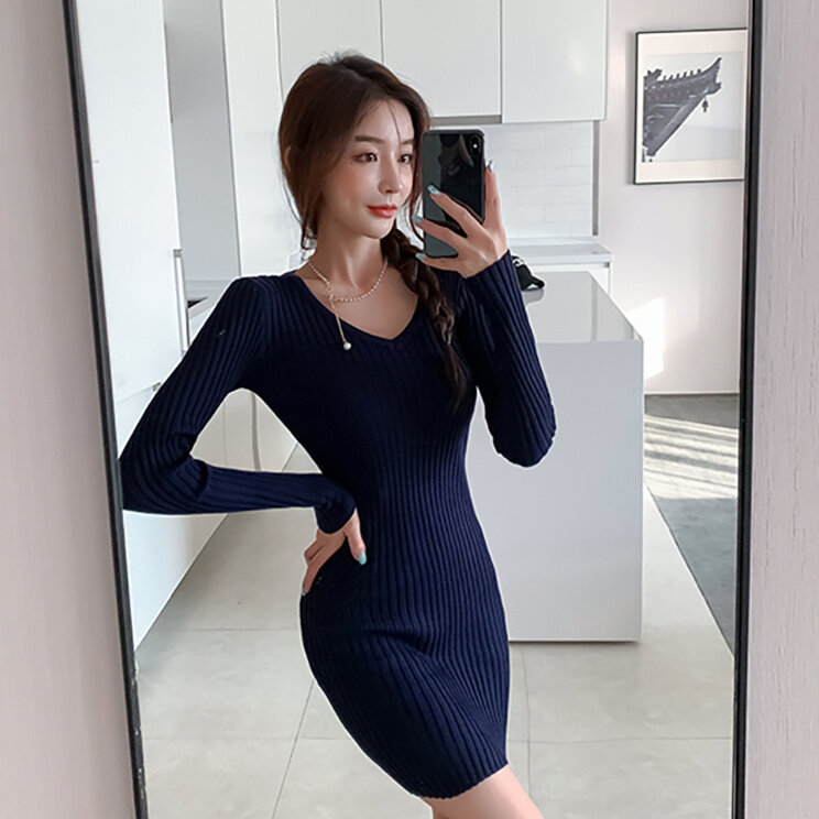 Pakaian Rajut Wanita Baru Musim Gugur Model Korea Kerah V Slim Fit Langsing Lengan Panjang Sweater Bottoming Rok Pinggul