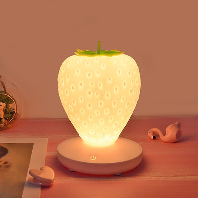 Lampe LED en forme de fraise, rechargeable par USB, luminaire décoratif d'intérieur, idéal pour la chambre à coucher, protection des yeux, nouveauté