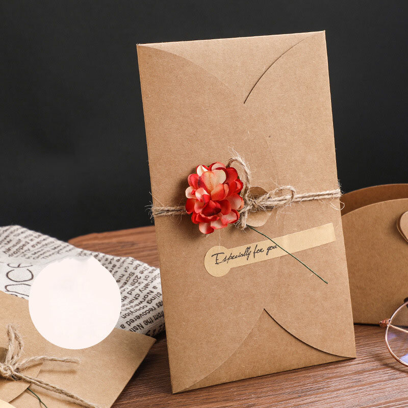 Vintage Blanks Greeting Card Small Fresh Kraft Paper Manual Creatives DIY Dried Flower Greeting Card for Christmas Party