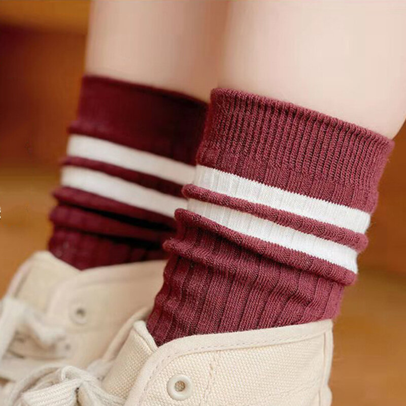 ญี่ปุ่นหลวมถุงเท้าโรงเรียนหญิง Harajuku ถุงเท้าสีทึบเข็มเข็มถักลายถุงเท้าผู้หญิงสีเหลืองสีฟ้าสีดำ