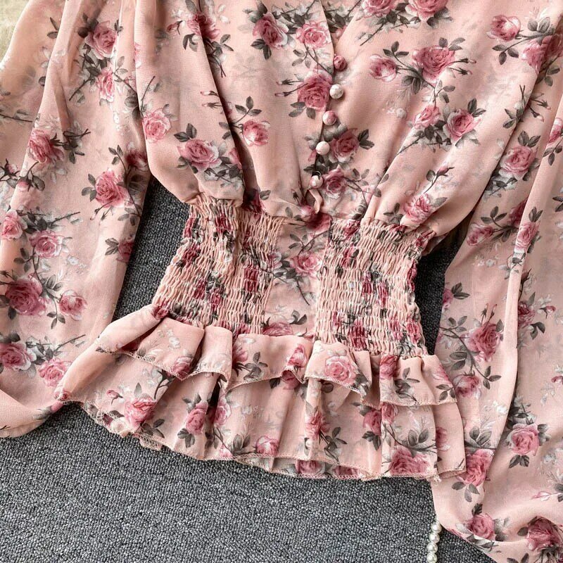 Blusa de chiffon com estampa de flores preto/bege/rosa, camisa feminina estampada com manga longa com decote em v lanterna, camisa elegante para mulheres, nova primavera