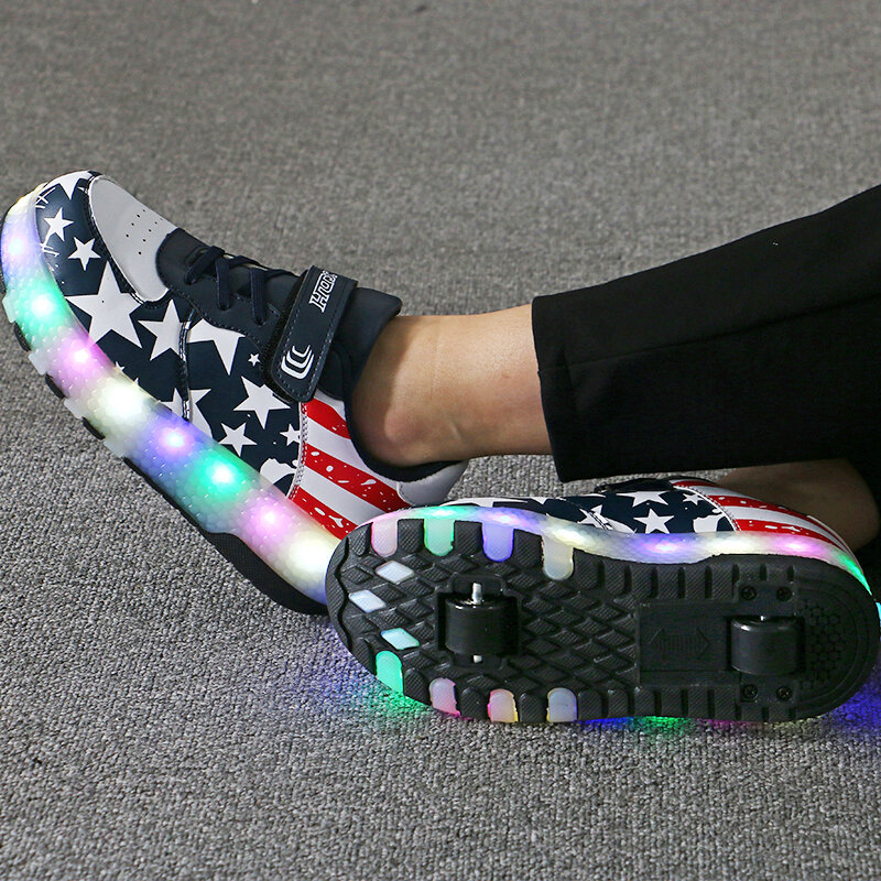 Children Glowing Sneakers Boys Girls with Wheels 2019 New LED Light Up Shoes Kids Sneakers on Wheels Sport Roller Skate Shoes