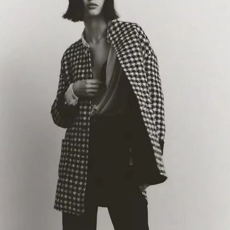 Chaqueta de manga larga con cuello redondo para mujer, chaqueta de una hilera de botones, estilo Retro, moda europea y americana, invierno, 2021