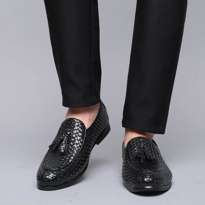 2018 새로운 브랜드 남성 캐주얼 신발 가죽 로퍼 옥스포드 모카신 럭셔리 이탈리아어 웨딩 플랫 신발 N9-100
