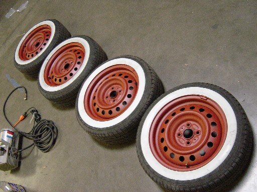 Набор Колец резиновых для автомобильных шин Atlas, верхняя часть на белой стене, 20 дюймов, Fakewall, 4 шт., для 20 дюймов