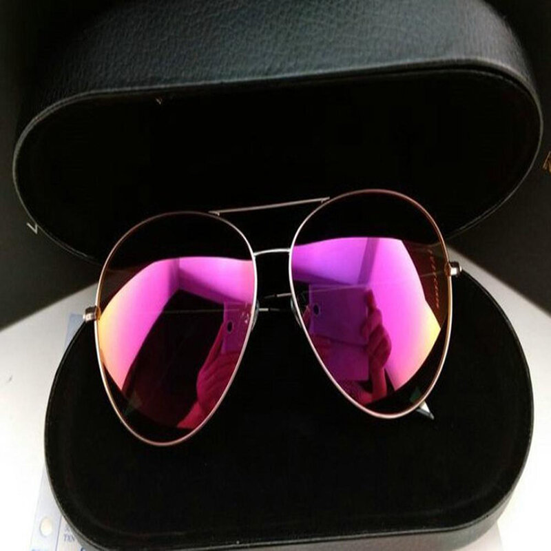 Nuovi occhiali da sole colorati con pellicola da sole, elegante specchio rana, pantaloni a vita bassa,