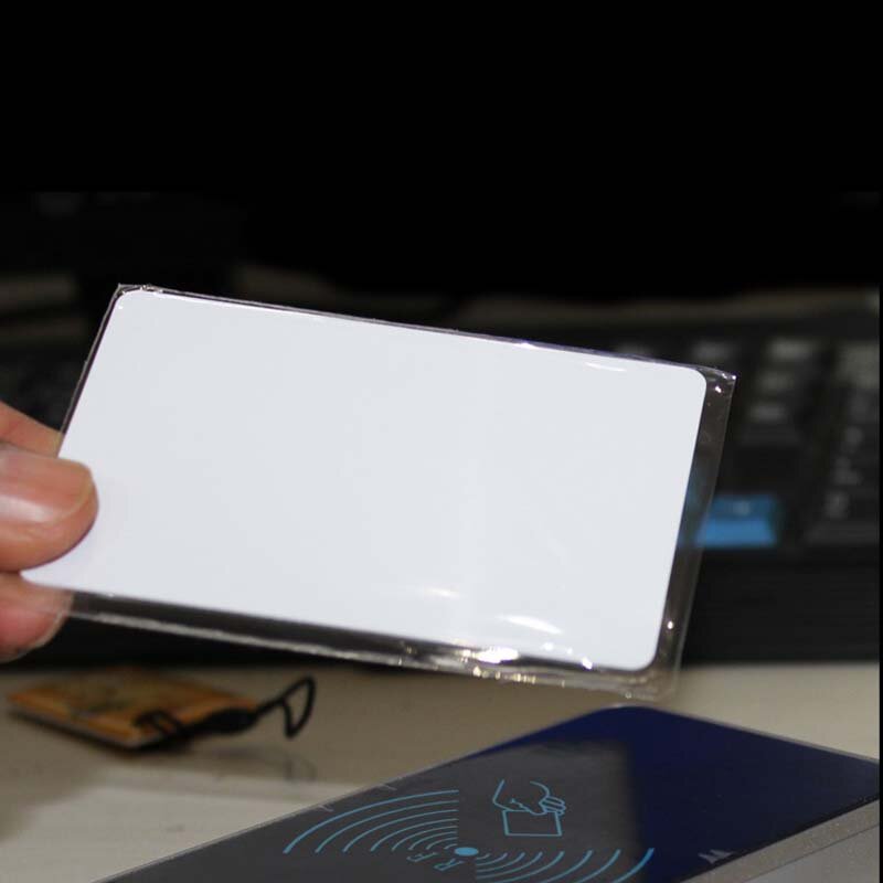 アクセスカードシェイプのスマート換気カードを持ち上げます