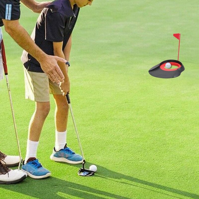 Golf Putter Cup dengan Lubang Bendera Pelatihan Putter Alat Bantu Latihan Rumah Halaman Luar Ruangan Alat Bantu Pelatih
