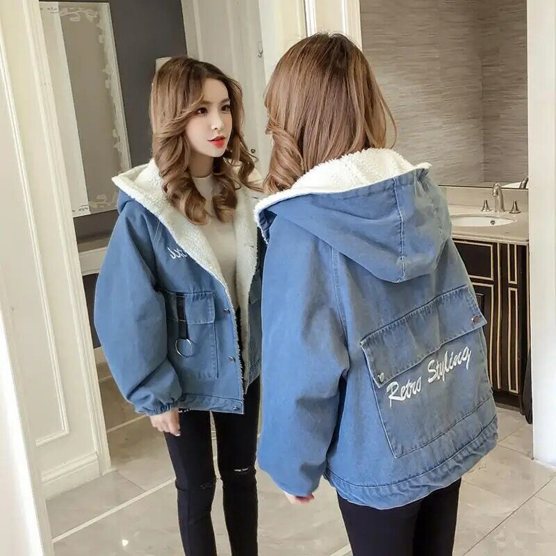 2021 Winter New College Style Lamb Wool Denim Coat for Women, Loose and Plush Thickened Hooded Cotton Padded Jacket for Women
