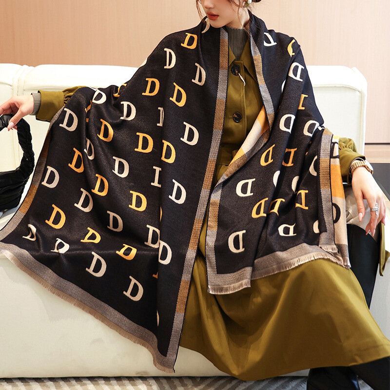 2021 nowa luksusowa moda nadrukowane litery kaszmirowy szalik z dwustronnym pogrubieniem na początku jesieni ciepły szal dla studentów.