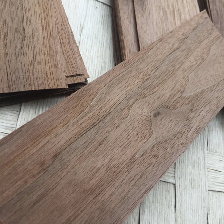 20Pieces/Lot 6.5x17cm Thickness:0.35mm Black Walnut Log Bark Veneer Pure Solid Wood Chips
