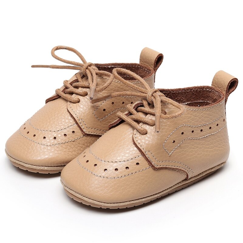 かわいいソリッドカラー幼児英国スタイルの革の靴prewalkersベビーラバーソールレースアップフラットスニーカー靴幼児のアンチスリップ靴