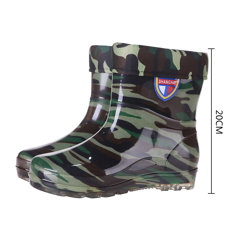 Warm and plush winter water shoes antiskid wear-resistant labor protection rain shoes camouflage waterproof rain boots for men