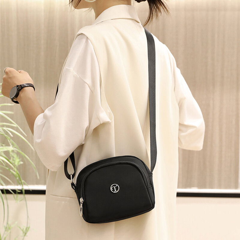 Bolsa transversal de nylon feminina, bolsa simples de ombro pequena com zíper e camada dupla de 2020