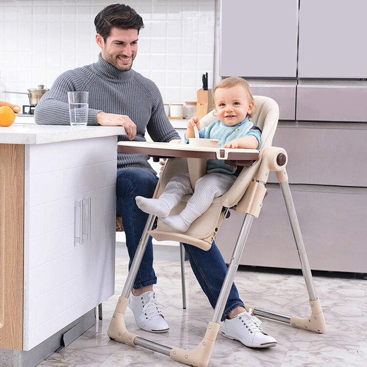 Kursi Tinggi Lipat Kursi Makan Siang Bayi Sabuk Kursi Makan Payudara Portabel dengan Roda untuk Memberi Makan Kursi Keselamatan Bayi