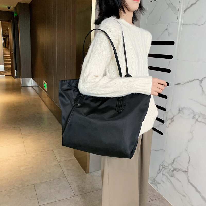 2020 nuove borse da donna in Nylon borse da donna a spalla borse autunno e inverno moda grande capacità borse semplici