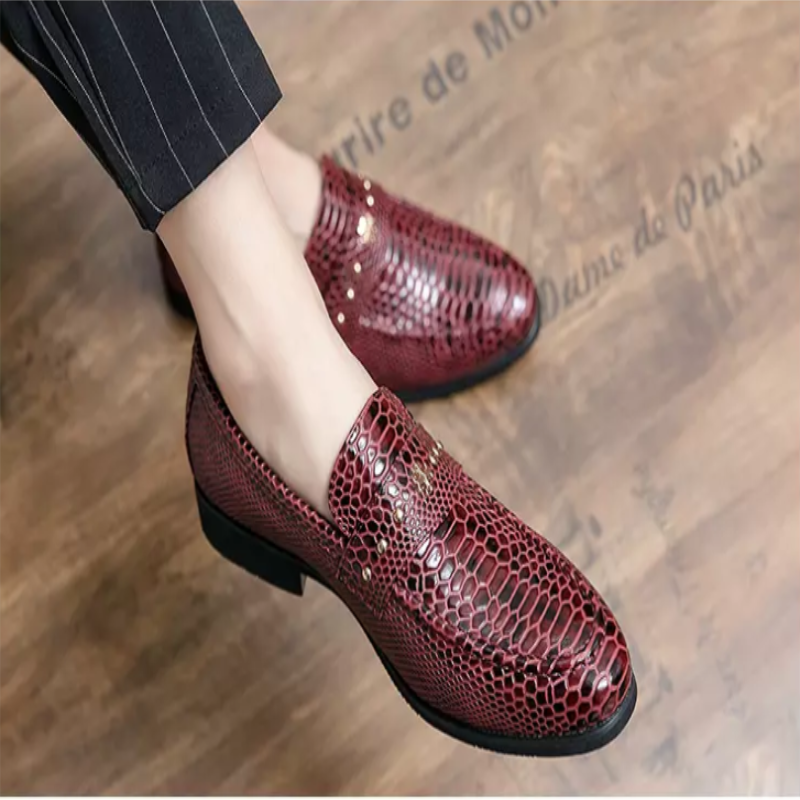 Chinmai / 1226 크로스 테두리 대형 가죽 신발 한국어 버전 영국 스타일 뱀 곡물 작은 가죽 신발 남자 YX102