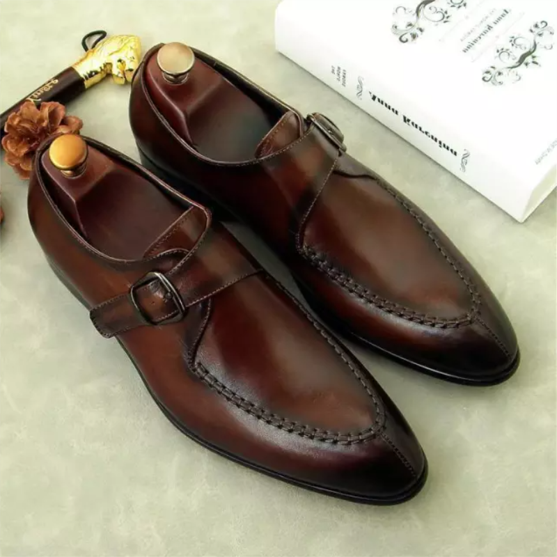 Sapatos masculinos de salto baixo pontudo em cor sólida, feitos à mão, tendência clássica casual zq0041