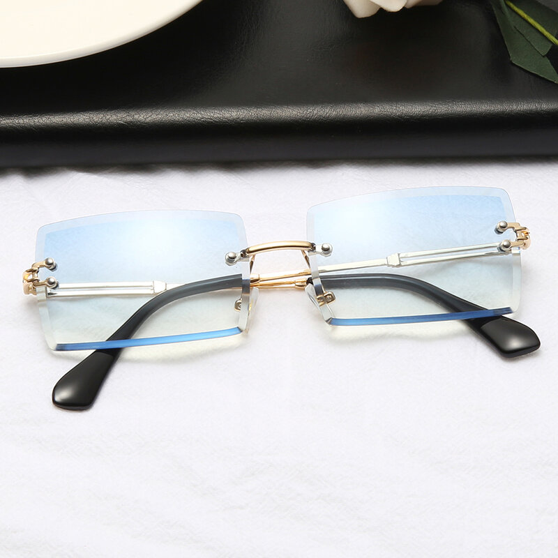 Nieuwe Mode Randloze Zonnebril Vrouwen Kleine Vierkante Zonnebril Luxe Merk Ontwerp Metalen Sunglass UV400 Shades Eyewear