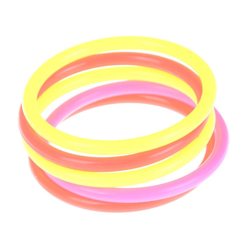 5pcs 8cm anelli di Hoopla di plastica colorati all'aperto che gettano cerchi per lo sviluppo di abilità di presa/movimento del giocattolo di Sport di divertimento del bambino