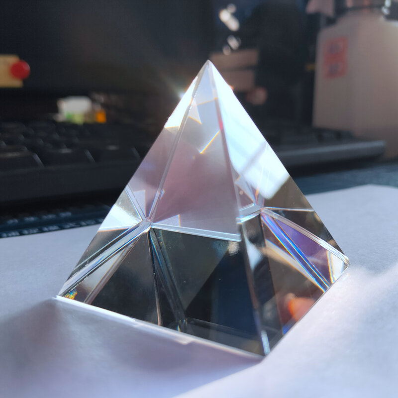 Pirâmide de cristal de vidro óptico com prisma de arco-íris, pirâmide retangular de 40mm de altura, polihedral, população, estudantes de ciências