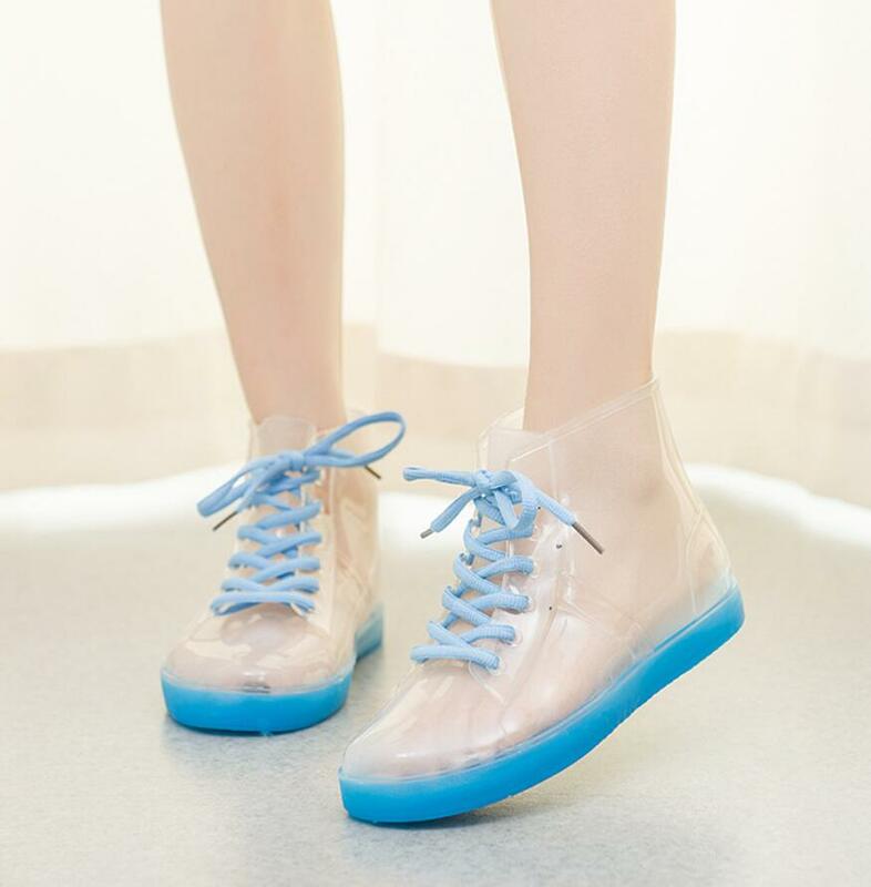 Mulher botas de chuva senhora madura rendas até sapatos de senhora à prova dwaterproof água transparente doce cor tornozelo sapatos ao ar livre da menina botas agua mujer