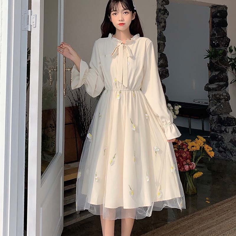 Vestido de primavera y otoño para mujer, prenda de manga larga con cuello de lazo bordado, elegante, a la moda, informal, coreano, para vacaciones, 2021