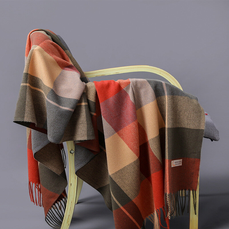 Autunno inverno caldo Cashmere sciarpe da donna nappe lunghe di alta qualità scialli Design marca Pashmina uomo sciarpa scozzese Foulard femminile