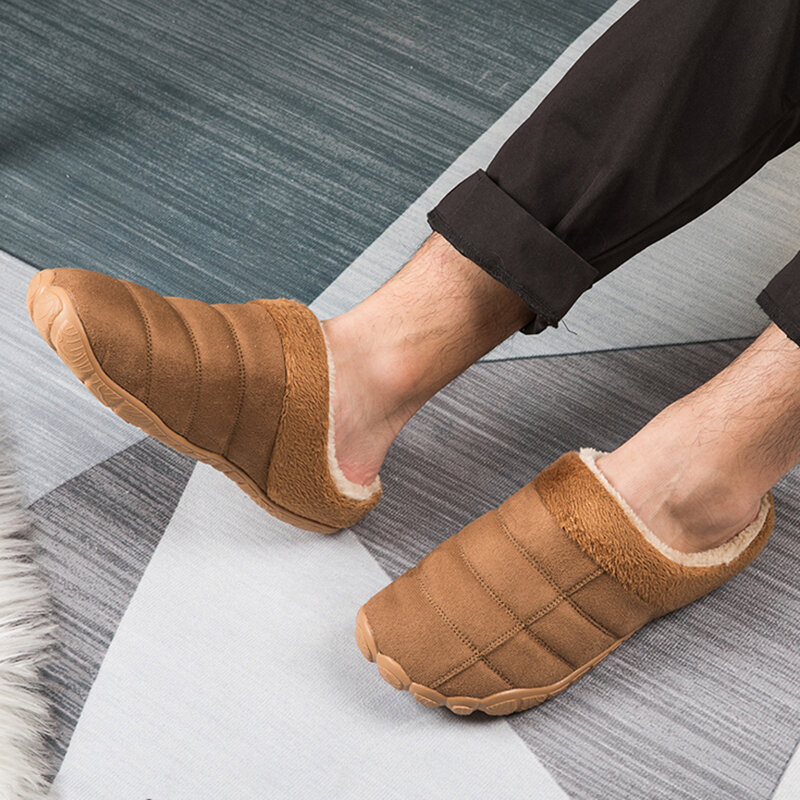 男性用の柔らかくて暖かい冬の靴,屋内用の滑り止めの綿のスリッパ,高品質の暖かいフリーススリッパ,大きいサイズ50