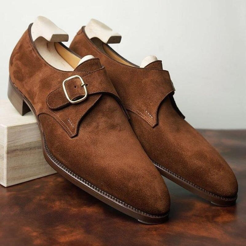 Zapatos hechos a mano para hombre, calzado de ante de imitación marrón oscuro, una pieza, hebilla única, moda de negocios, informales, XM482, 2021