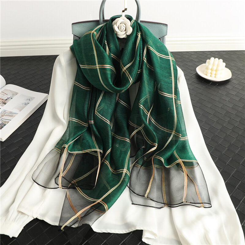 2021 Foulard femminile di lusso Plaid sciarpa di lana di seta scialle avvolgere donne sottili Hijab morbido Pashmina lunghe stole da spiaggia primavera estate