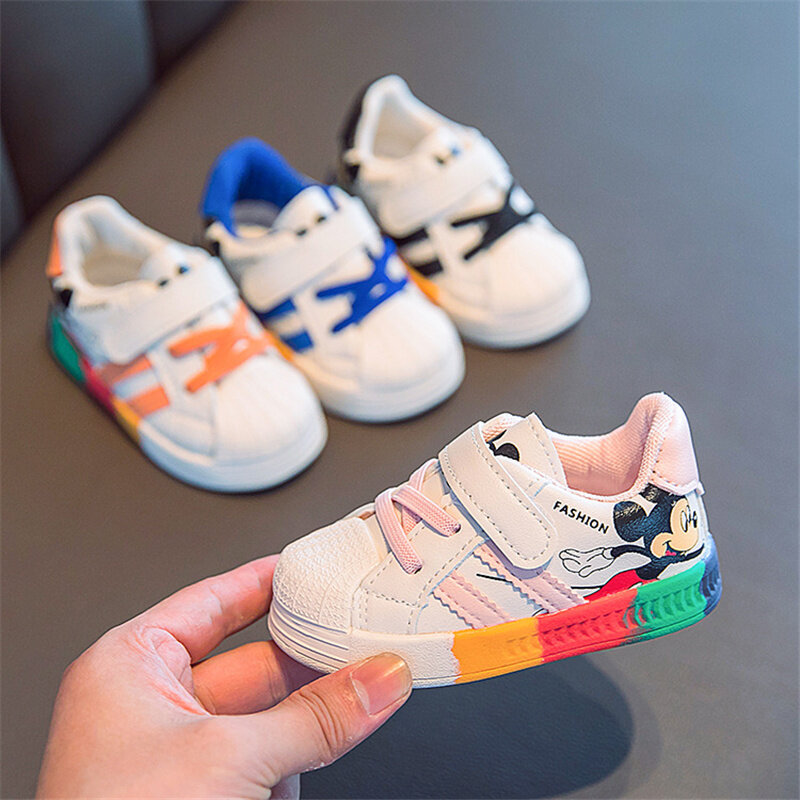 Novo sapatos de bebê dos homens super-mover sapatos brancos das crianças sapatos meninas arco-íris fundo do bebê macio sapatos da criança do bebê meninas