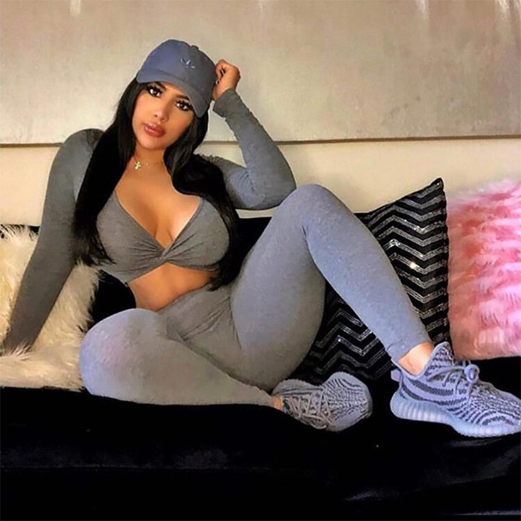 Oluolin 2 Piece Sets Womens Outfits Long Sleeve V-Neck Soild Tracksuit Pullover Crop Top and Pants Set Streetwear 2021 Plus Size