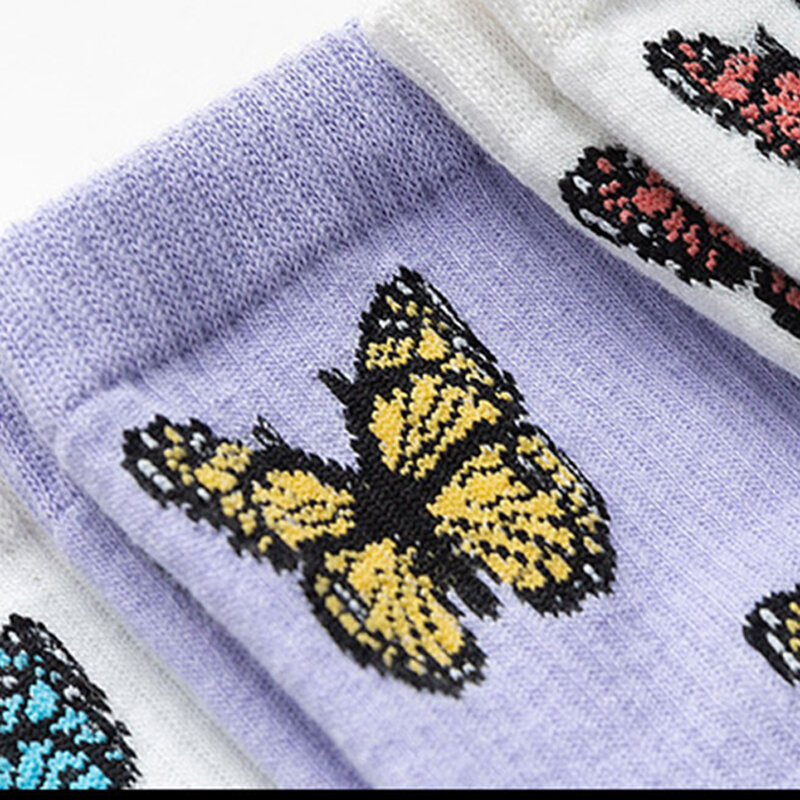 Kaus Kaki Kupu-kupu Katun Wanita Antik Streetwear Harajuku Crew Fashion Desainer Hewan Gaya Jepang Kasual Wanita Kaus Kaki Print