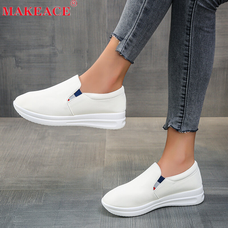 Women's Shoes Fashion Casual Flat Shoes Outdoor Sports Shoes Fall New Set Foot Shallow Mouth Vulcanized Shoes Small White Shoes