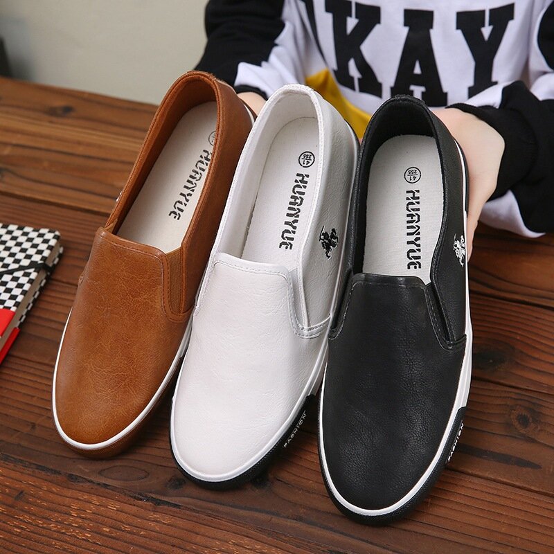 Casual Shoes Men Comfortable PU Leather Mens Loafers Handmade Design Flats Sneakers Men Slip on Lazy Driving Brand Men Shoes