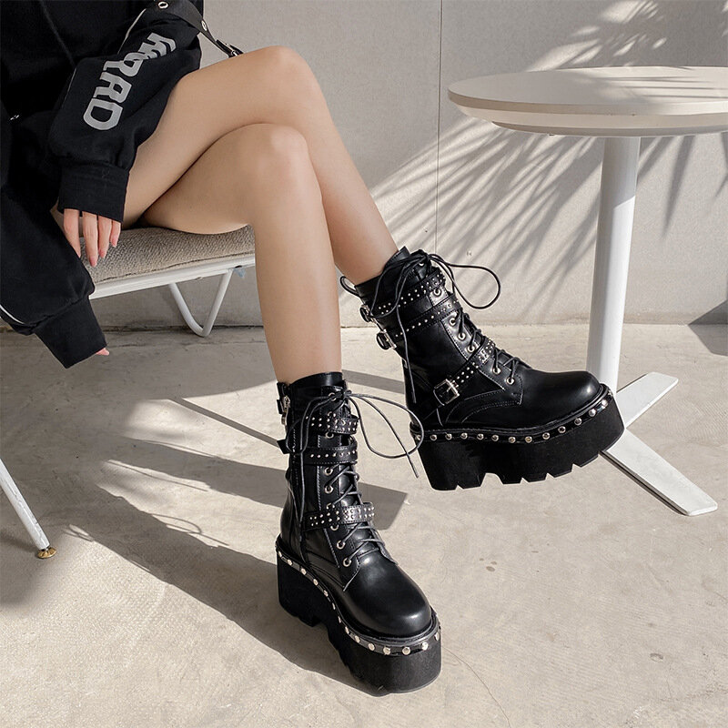 Women's Boots Metal Decorative Rivet Martin Boots Thick-soled Round Toe Square Root Boots Zipper Boots Punk Style Women's Shoes