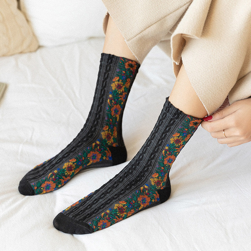Retro Ethnic Flower Style Women's Crew Socks Set Funny Casual Harajuku Woman Cute Cotton Socks Pack Gift For Ladies Tube Socks