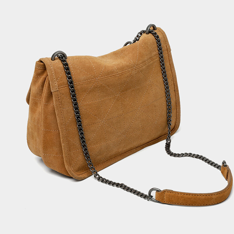 Вместительная женская сумка через плечо с цепочкой, новая женская сумка через плечо с заклепками, роскошные кожаные женские дизайнерские к...