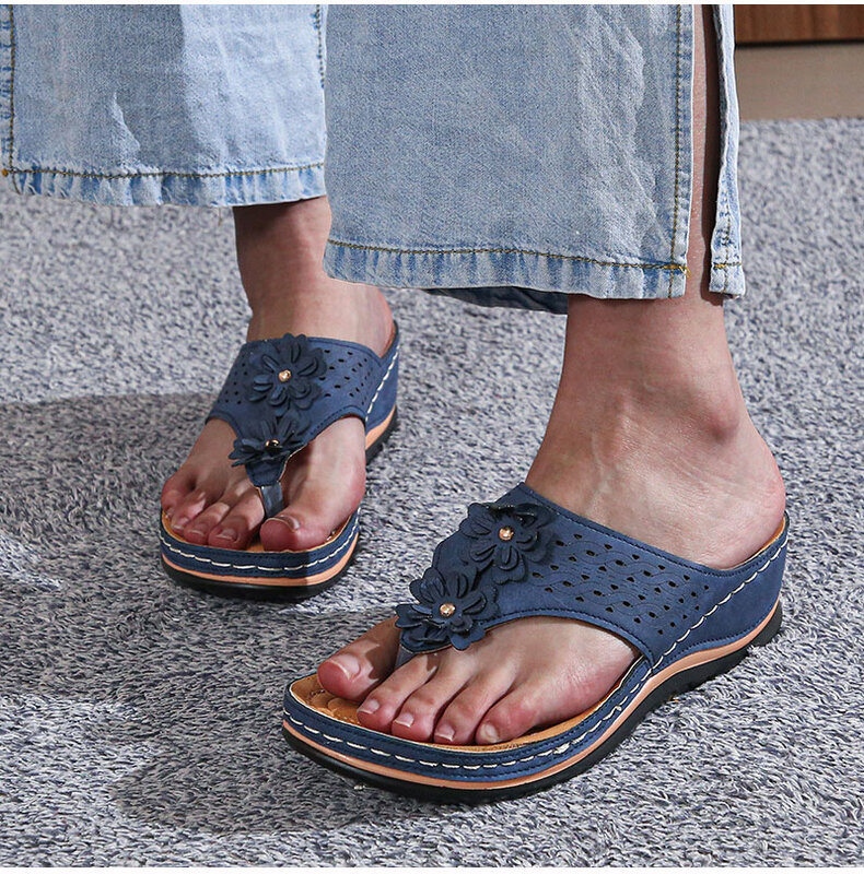 Sepatu Musim Panas untuk Wanita Sandal Wanita Wedges Bunga Bohemia Sandal Wanita Flip Flop Jahit Antiselip Sandal Wanita Mode Slipper Mujer