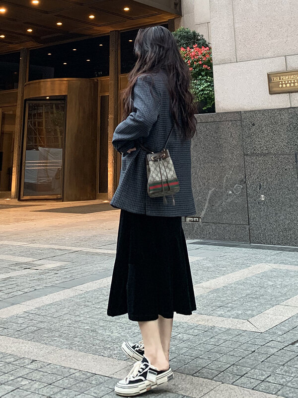 Женская бархатная юбка средней длины, черная А-образная юбка средней длины с высокой талией и зонтиком-запахом, весна-осень 2021