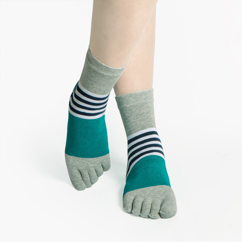 5pairs/lot Cotton Man Short Socks With Toes Striped Colorful Anti-Bacterial Breathable Warm Five Finger Party Dress Long Socks