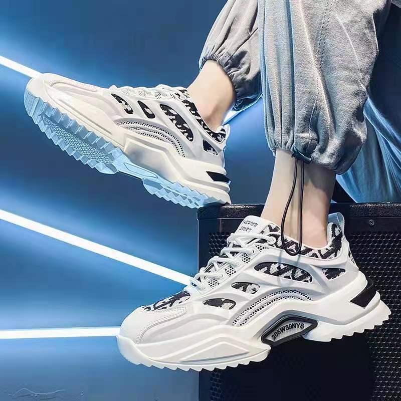 Sapatos masculinos 2021 nova versão coreana da tendência do verão malha respirável esportes e lazer tênis de corrida caminhadas sapatos de pesca